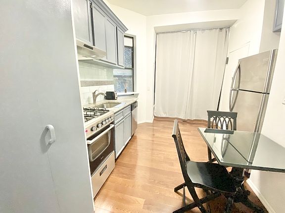 3rd image of 231 E 10th St #8A