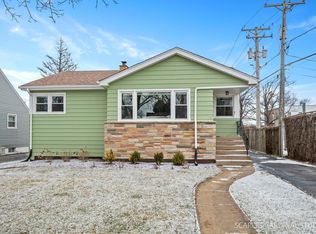 15 N Cornell Ave, Villa Park, IL