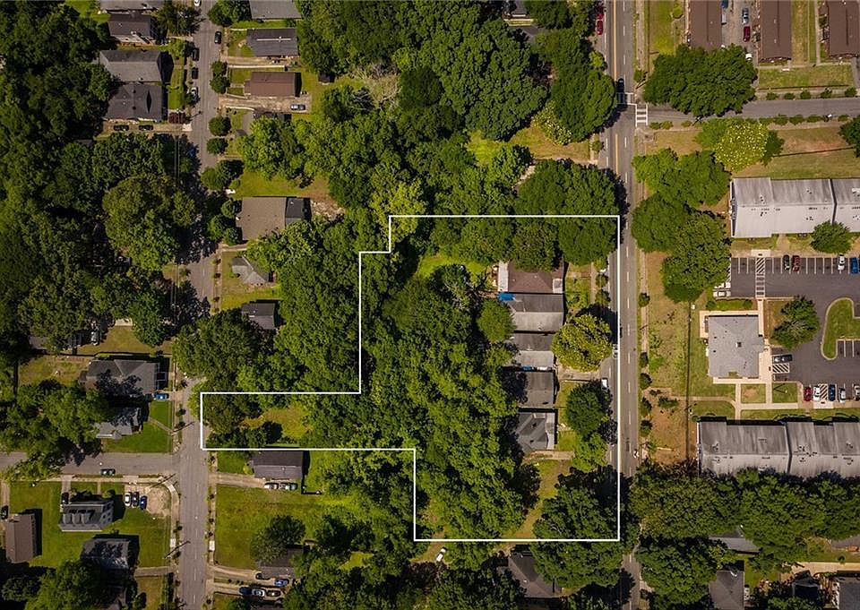 1st image of 951 Hank Aaron Dr SE Lot 0