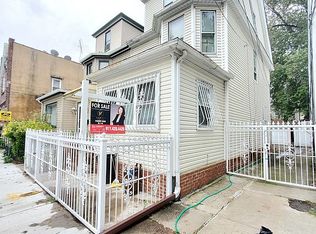 8612 91st St, Woodhaven, NY 11421