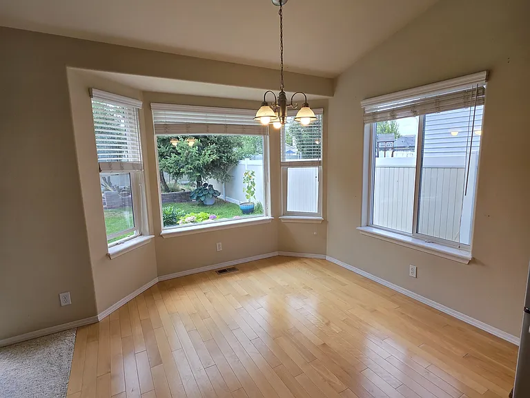2438 N Partridge Loop — Photo 7