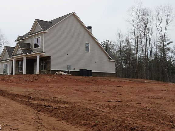 4th image of 179 Sterling Lake Way #85