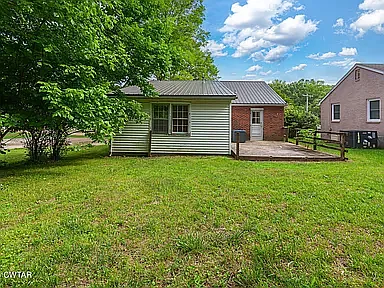 402 Edgewood St — Photo 10