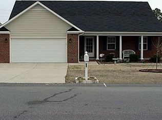 112 Kipling Ct, Raeford, NC 28376