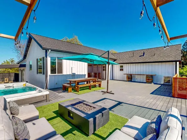 2828 Western Avenue, Petaluma, CA 94952