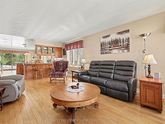 4th image of 579 Kelly Jordan Rd