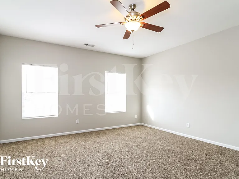 4630 Lauren Woods Ct — Photo 8