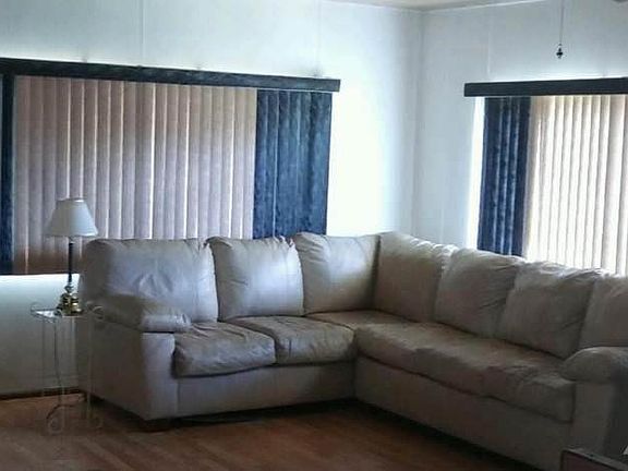 5th image of 5925 Eastlake Dr