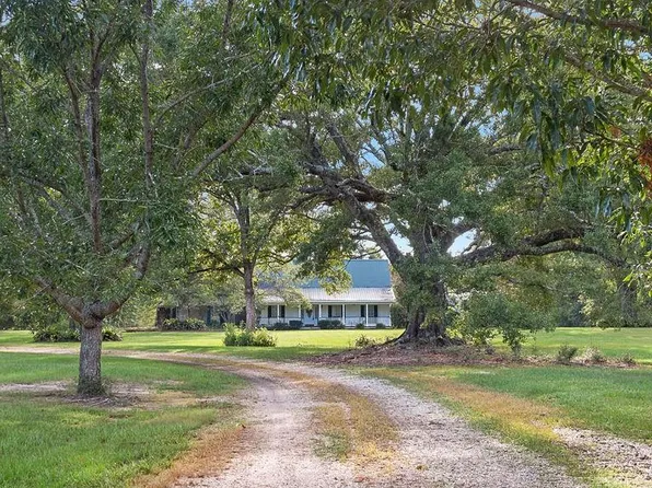 18449 Highway 16, Bogalusa, LA 70438