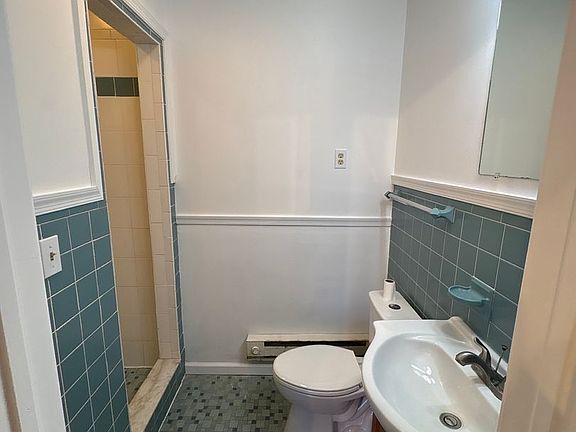 3rd image of 2506 Route 209 APT 4