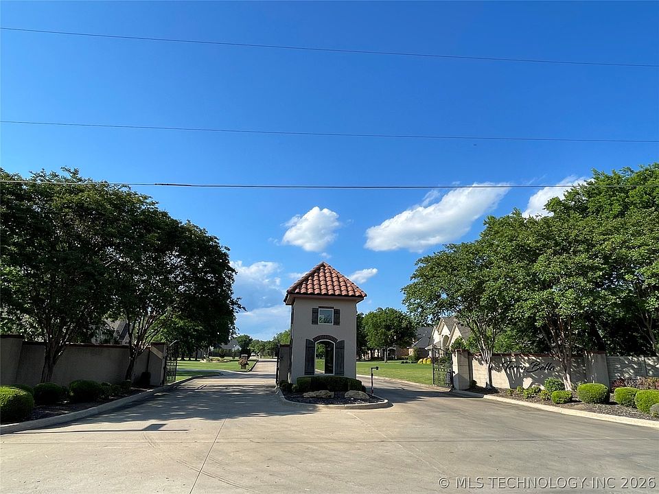 1st image of 4916 Castello Dr
