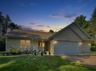 7402 Forest Dr, Minocqua, WI 54548