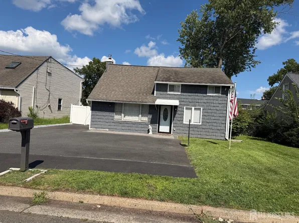 215 Johnson Ave, Piscataway, NJ 08854