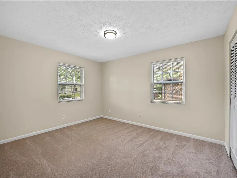 1683 Morningside Dr — Photo 27
