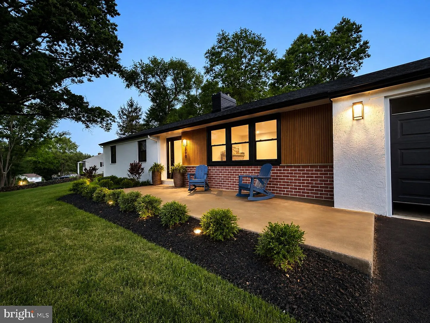 3 bed, 2.0 bath, 1598 sqft, $3,750 — Photo 1