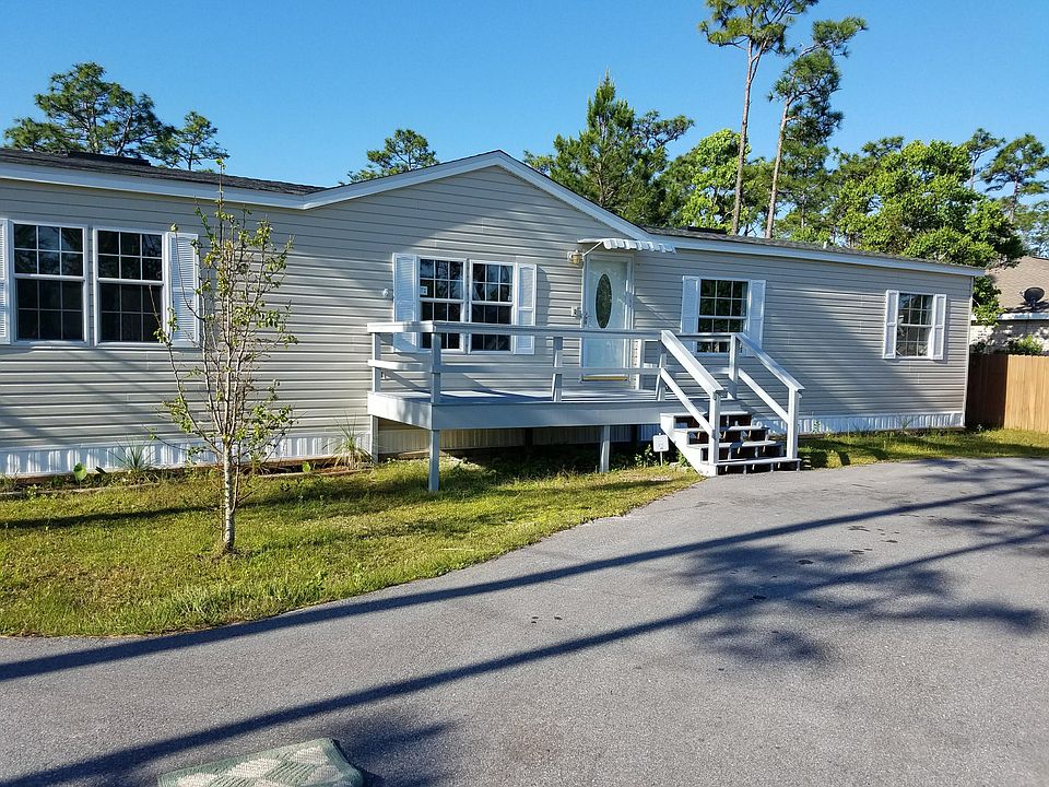 1st image of 120 Las Roblas Grande Dr