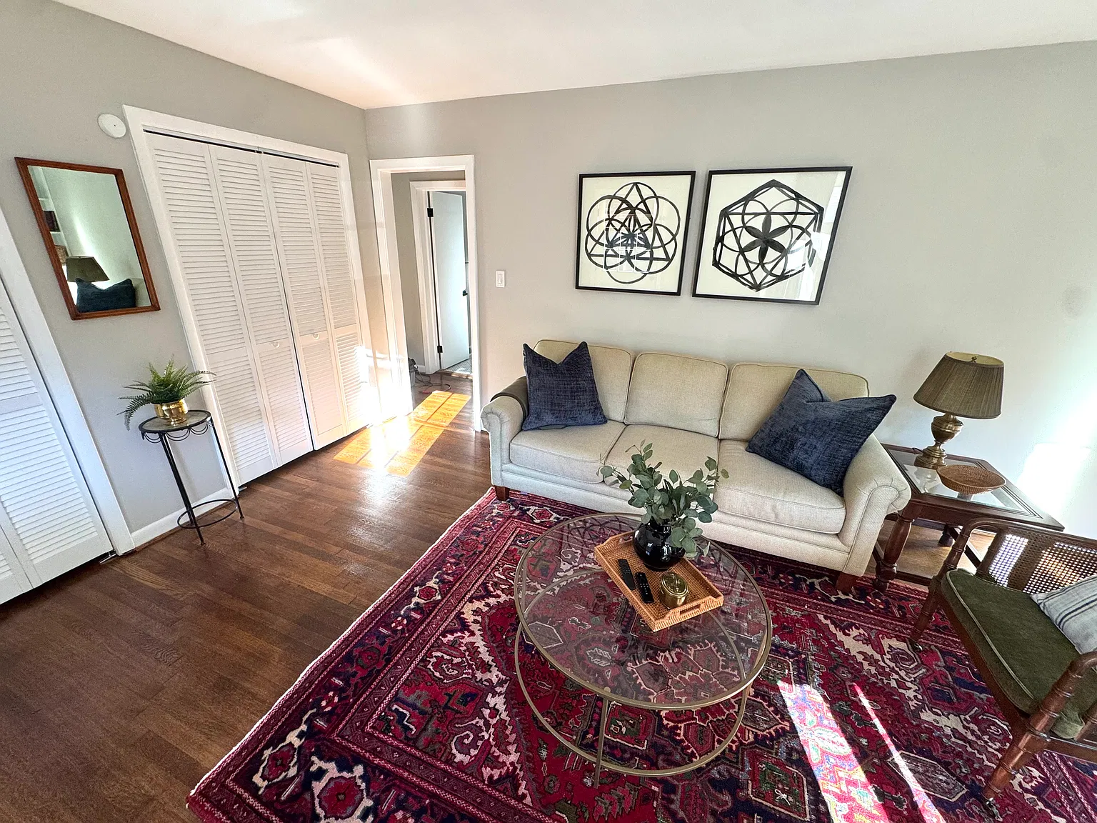 3 bed, 1082 sqft, $3,000 — Photo 4
