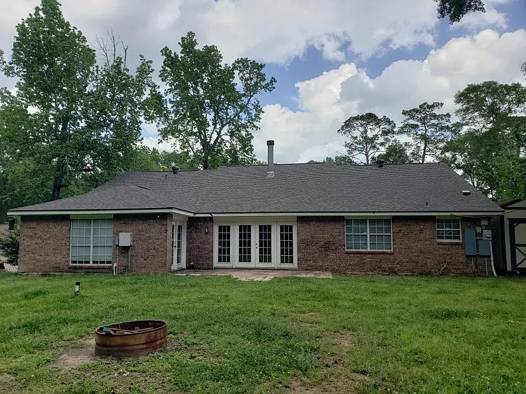 1 Briaroak Cir — Photo 2