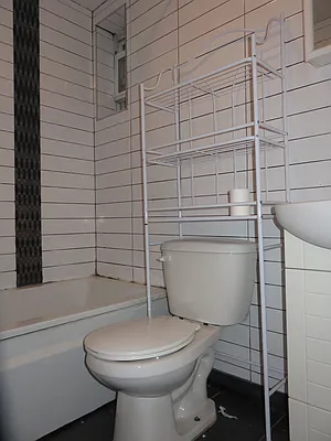 Rented by Rennit Inc. | media 21