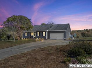 201 Doe Ridge Dr, Cleveland, NC 27013