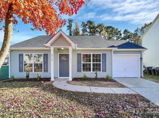 513 Stillgreen Ln, Charlotte, NC 28214
