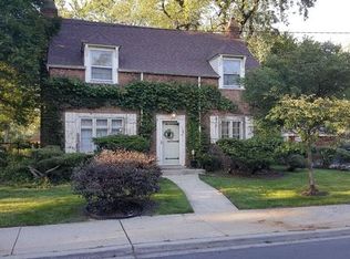 1568 W 100th Pl, Chicago, IL 60643