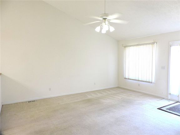 5th image of 3109 Stoneridge Ct