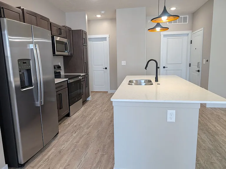 3417 Weaver St — Photo 35