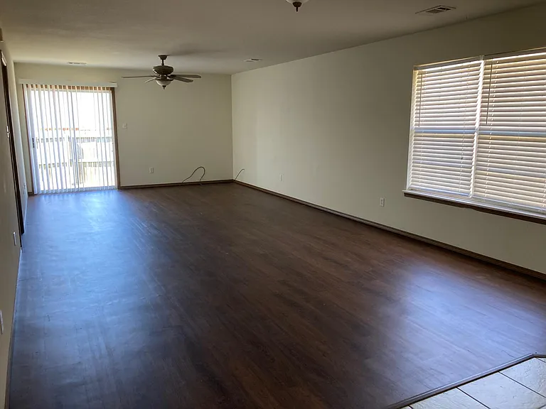 903 Trenton Dr #903 — Photo 2