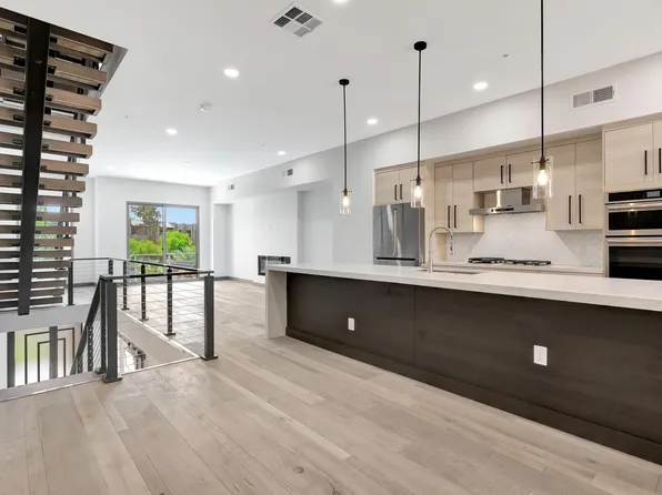 7788 E Main St Unit 1006, Scottsdale, AZ 85251