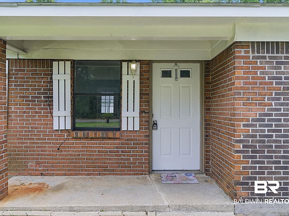4th image of 45880 Eastwood Dr