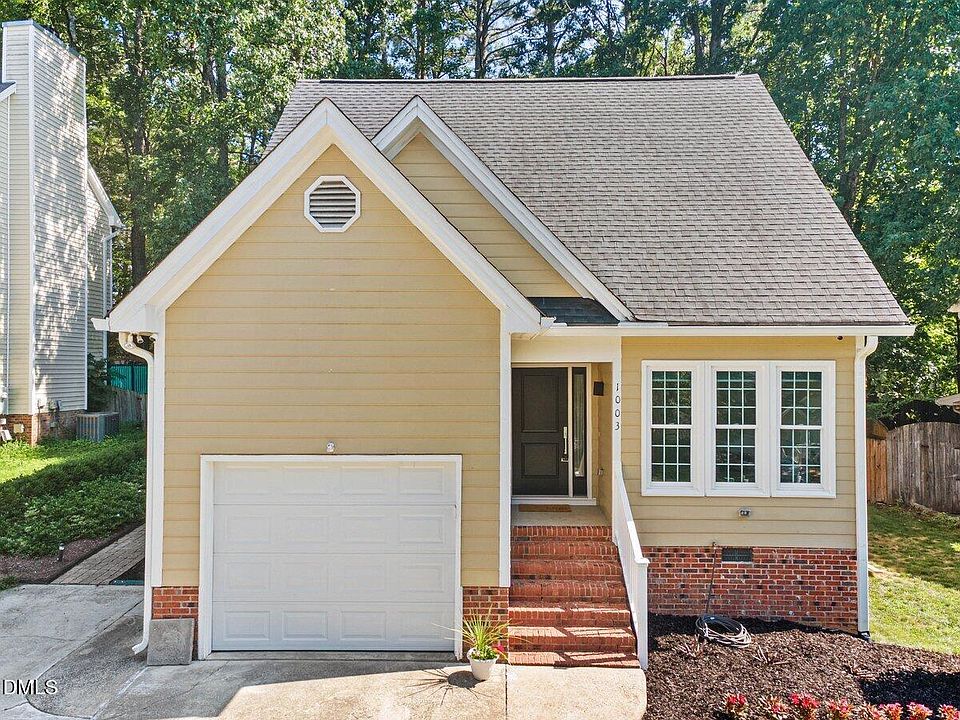 1st image of 1003 Woodbriar St