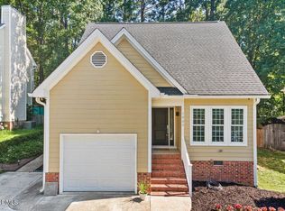 1003 Woodbriar St, Apex, NC 27502