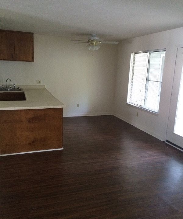 2nd image of 1711 Marys Ct APT D