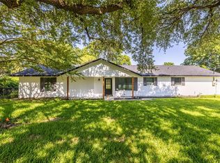 4210 Sir Lancelot Cir, Midlothian, TX 76065