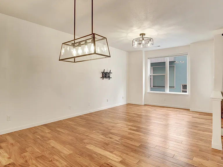 862 Kalamath St — Photo 10