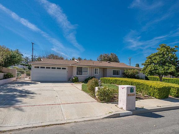 2nd image of 2113 Calle Camelia