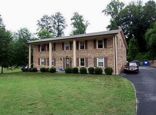 105 Cliftwood Dr, Sandy Springs, GA
