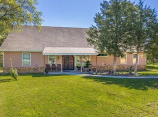 462 Green Valley Dr, Bastrop, TX 78602