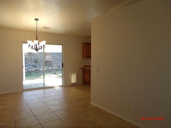 5th image of 959 E Buena Vista Dr
