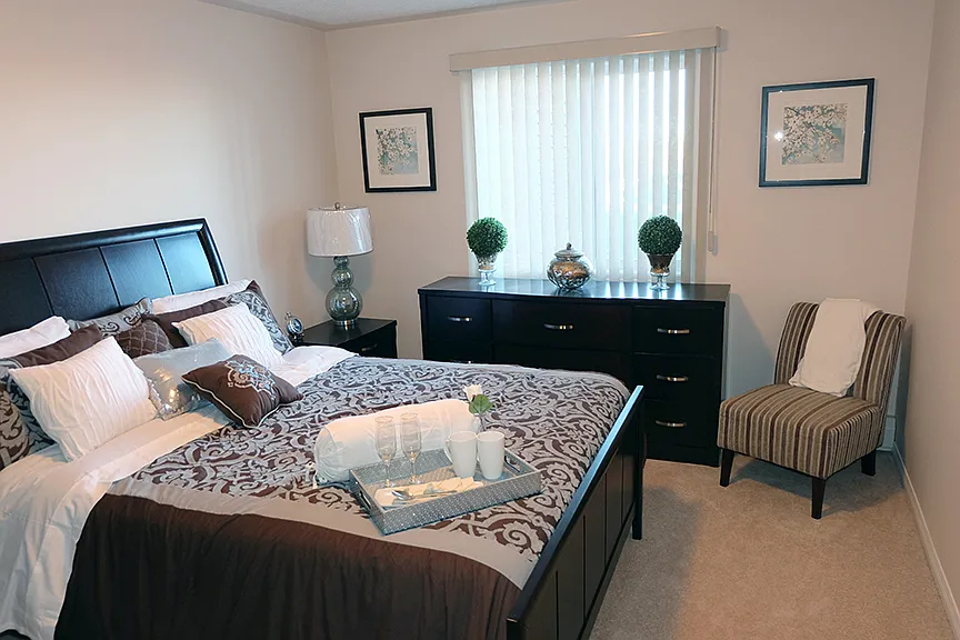 River Gate | Apartments in West Edmonton — Photo 3