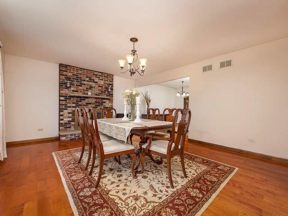 505 Shorewood Dr, Shorewood, IL 60404 Zillow