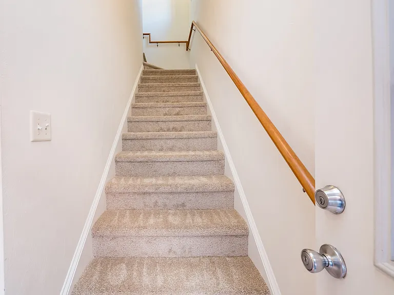915 Colley Ave #A — Photo 9