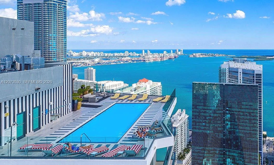 1300 S Miami Avenue Condo — Photo 4