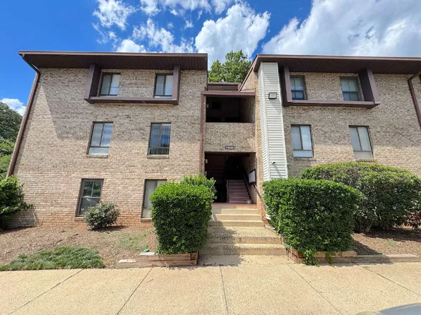 11606 Stoneview Sq APT 1B, Reston, VA 20191