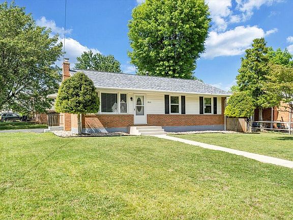 2nd image of 2819 Embassy Dr