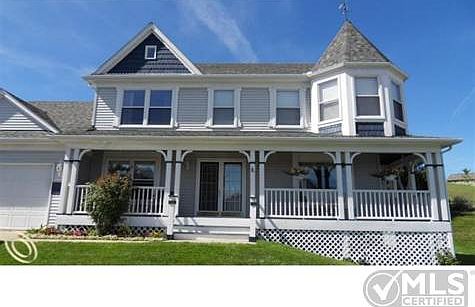 814 Chatham DR