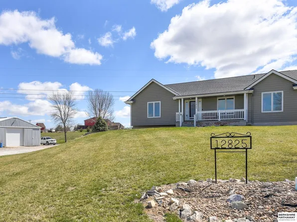 12825 S 223rd St, Gretna, NE 68028