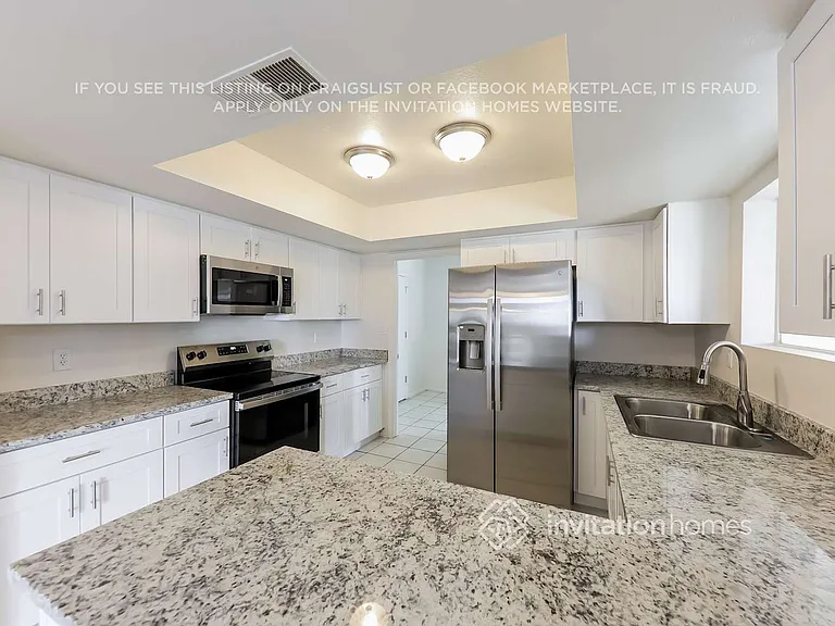 3607 W Kings Ave — Photo 6