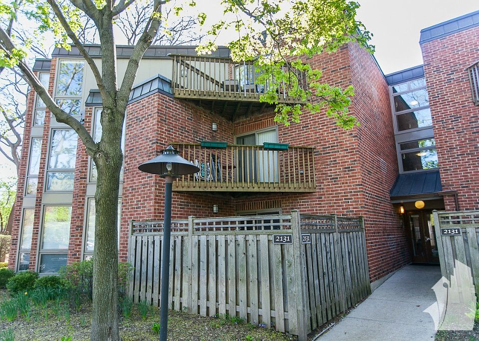 1st image of 2131 N Larrabee St #878401